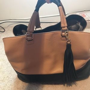 Price drop! Tutilo Bag